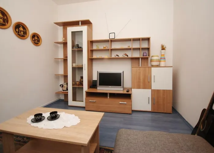 Raquil Apartment *