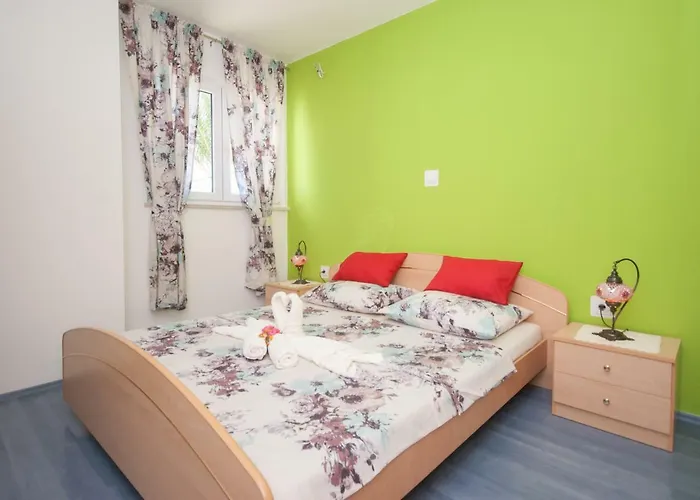 Raquil Apartment