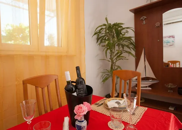 Apartment Raquil *
