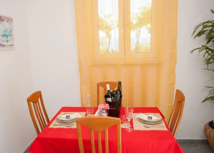 Apartment Raquil *